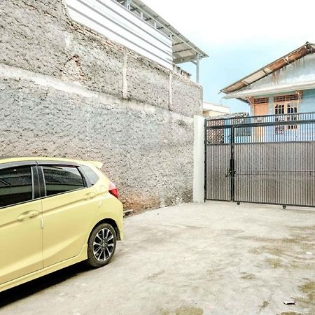 Rudi Rooms Near Stasiun Cikarang Mitra Reddoorz Tegalgede Exterior foto